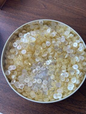 Pearlized Light Yellow Two-Hole and Four-Hole Sewing Buttons - Bulk Lot